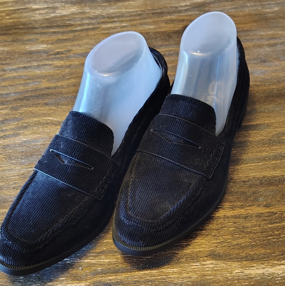 Sbicca Black Corduroy Loafers - Picture 3 of 10
